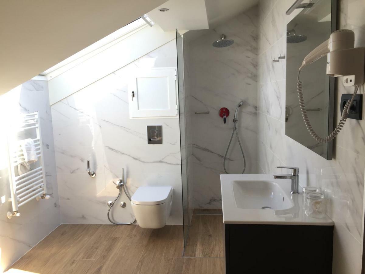 Apartamentos Playa De Los Barcos Isla Plana Dış mekan fotoğraf