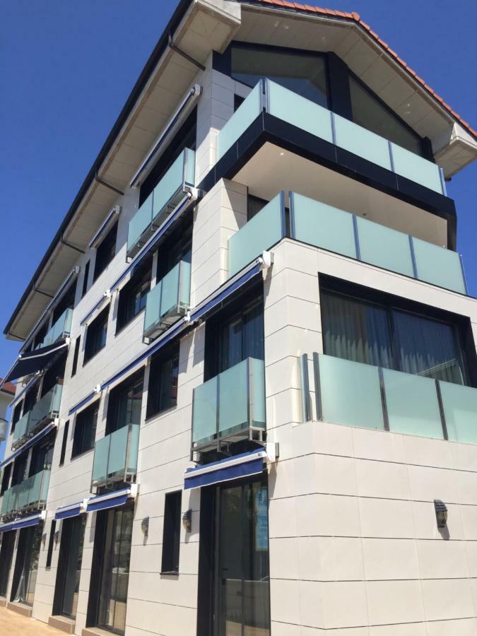 Apartamentos Playa De Los Barcos Isla Plana Dış mekan fotoğraf