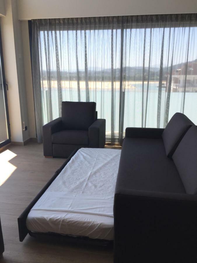 Apartamentos Playa De Los Barcos Isla Plana Dış mekan fotoğraf