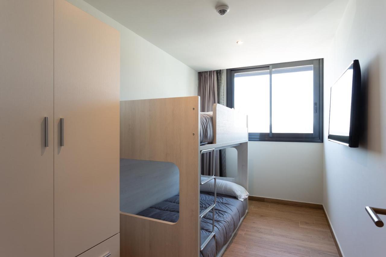 Apartamentos Playa De Los Barcos Isla Plana Dış mekan fotoğraf